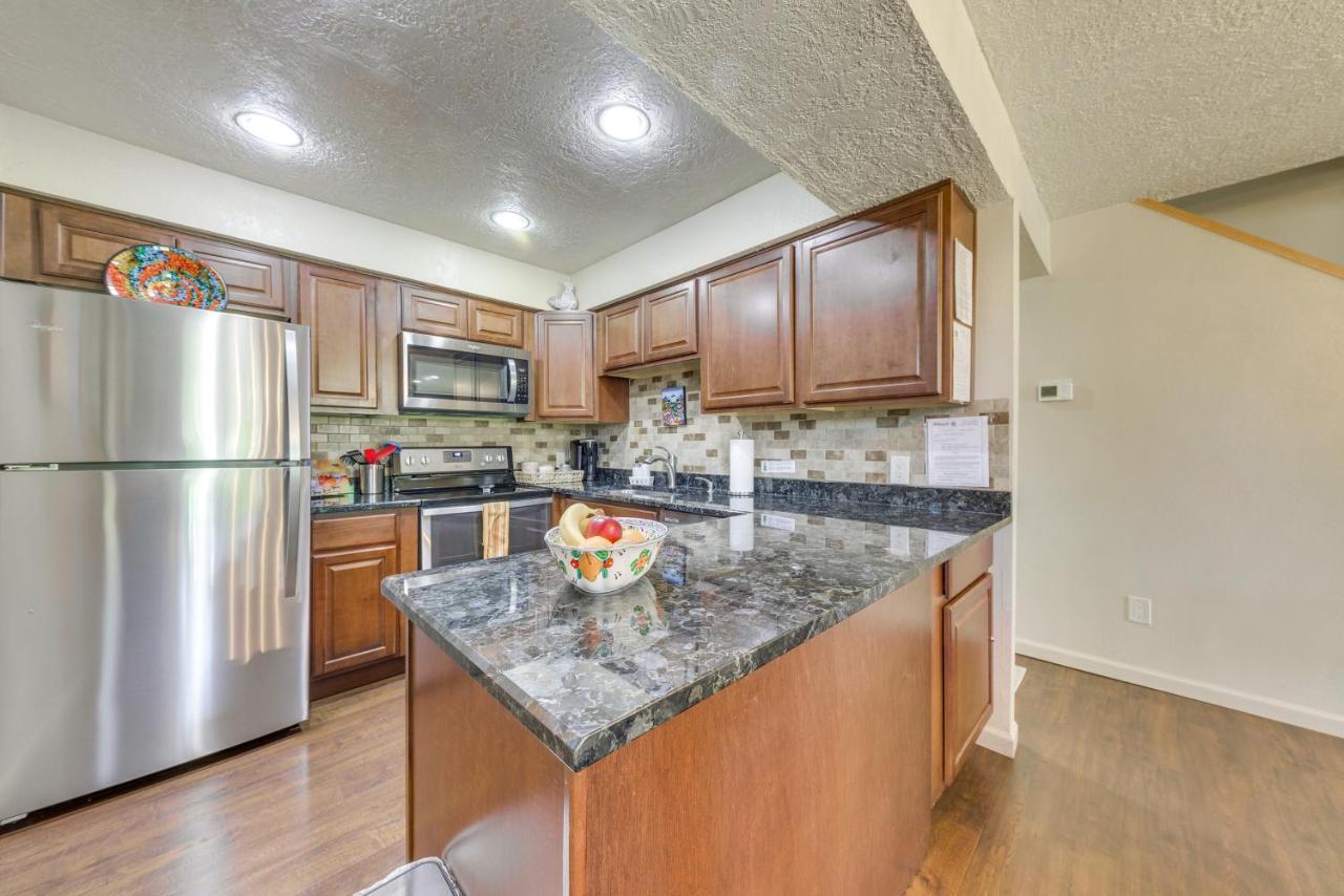 Ruidoso Golf Condo - Patio, Fire Pit And Mtn View! Kültér fotó
